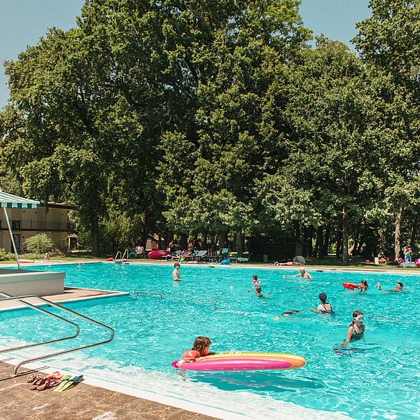 Centro Magliaso Pool